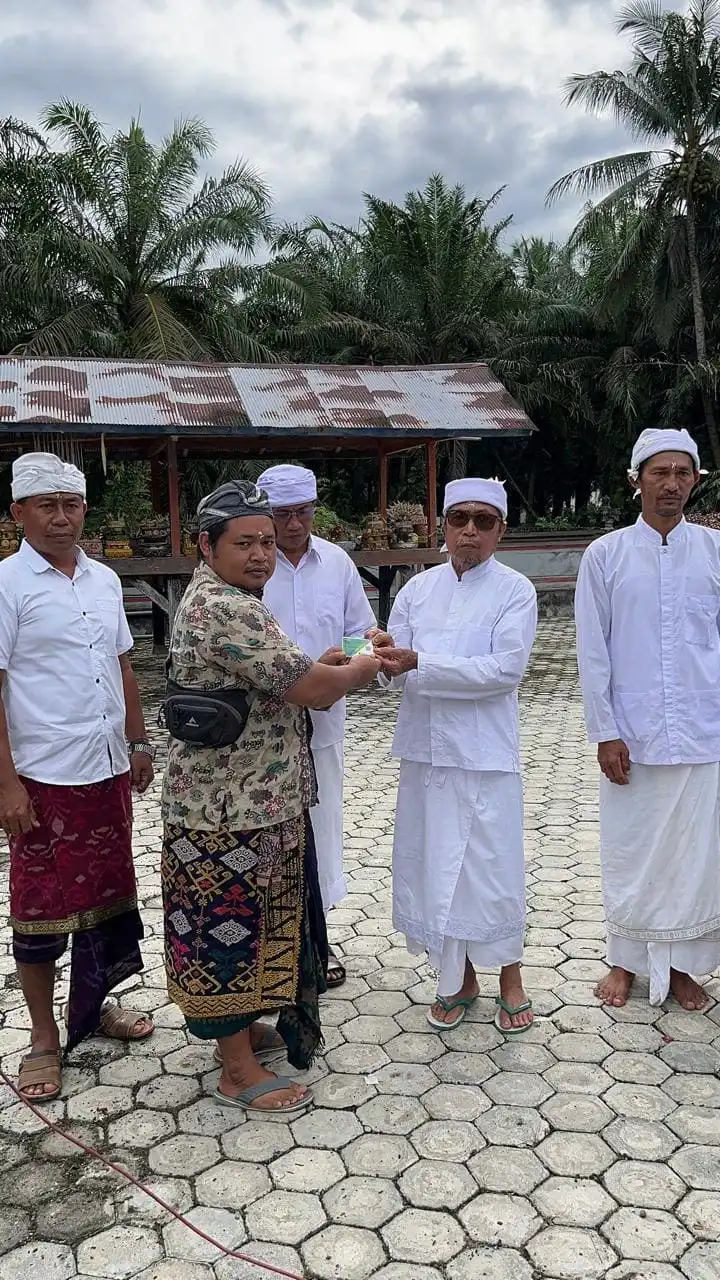 Penyerahan BPJS Ketenagakerjaan kepada Pegawainsara